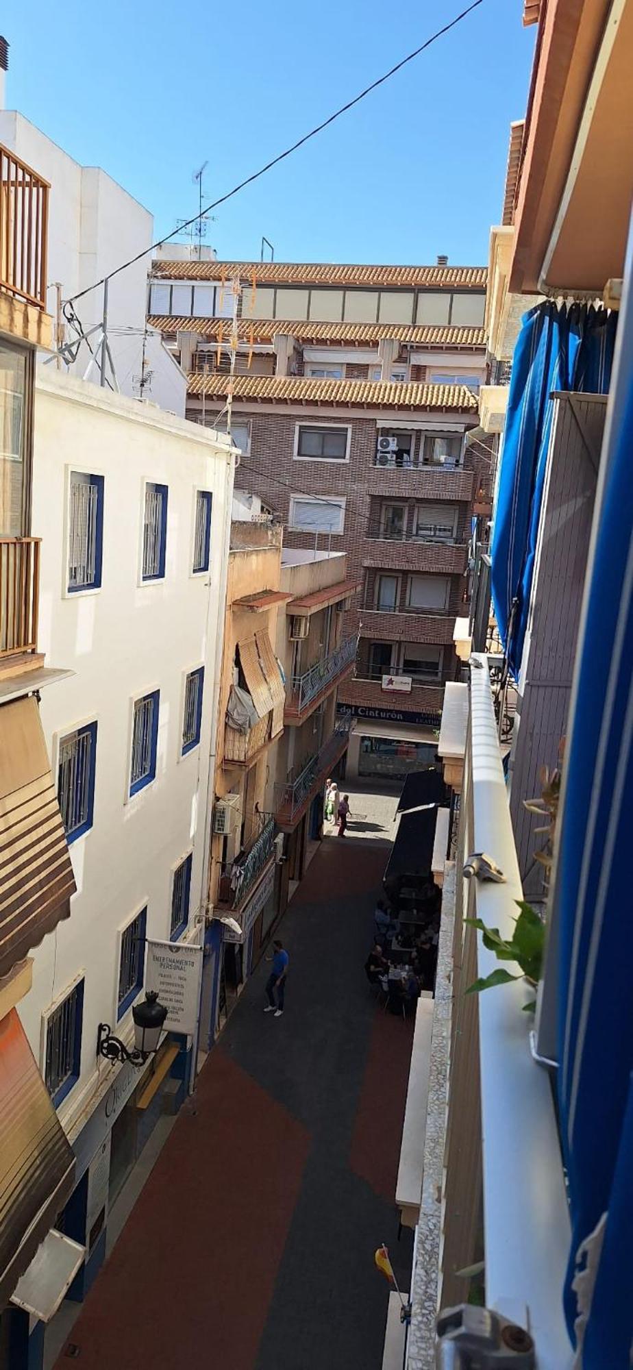 Apartamentos Casa May 1- Centro Benidorm-Solo Mayores De 30 Anos Y Familias Exterior photo